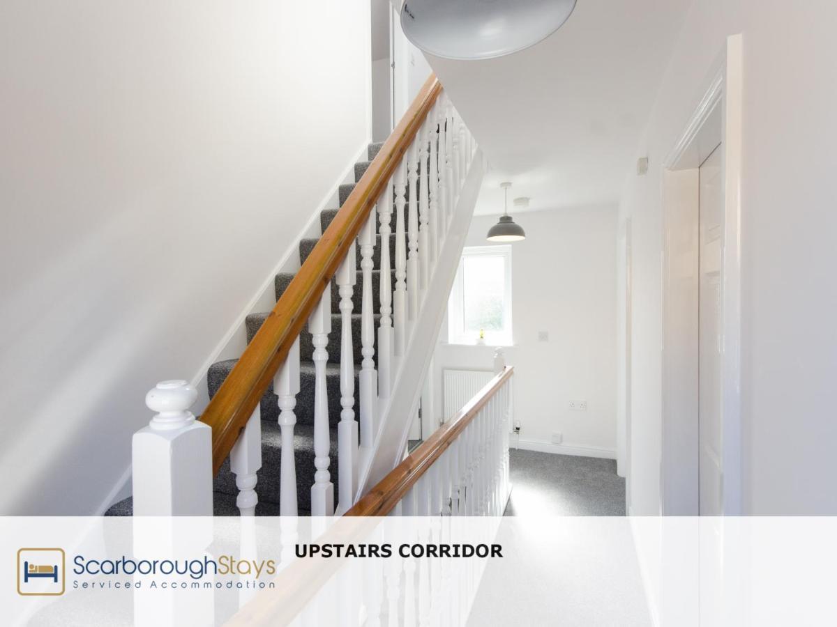 Candler Lodge - 3 Bedroom Townhouse With Parking - Patio Area & Seating Σκάρμπορο Εξωτερικό φωτογραφία
